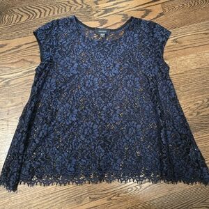 🌟7/25$ KAREN KANE Blue Lace Cap Sleeve Scalloped Hem Swing Blouse
